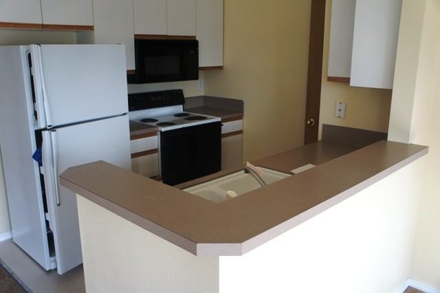 510 Caribou Dr #B - Photo 3 of 24