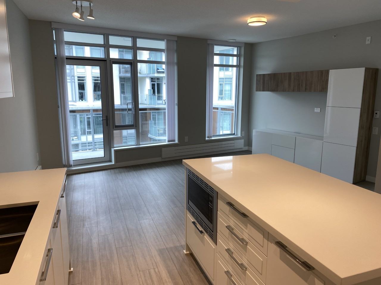 3198 Riverwalk Ave - Photo 4 of 48