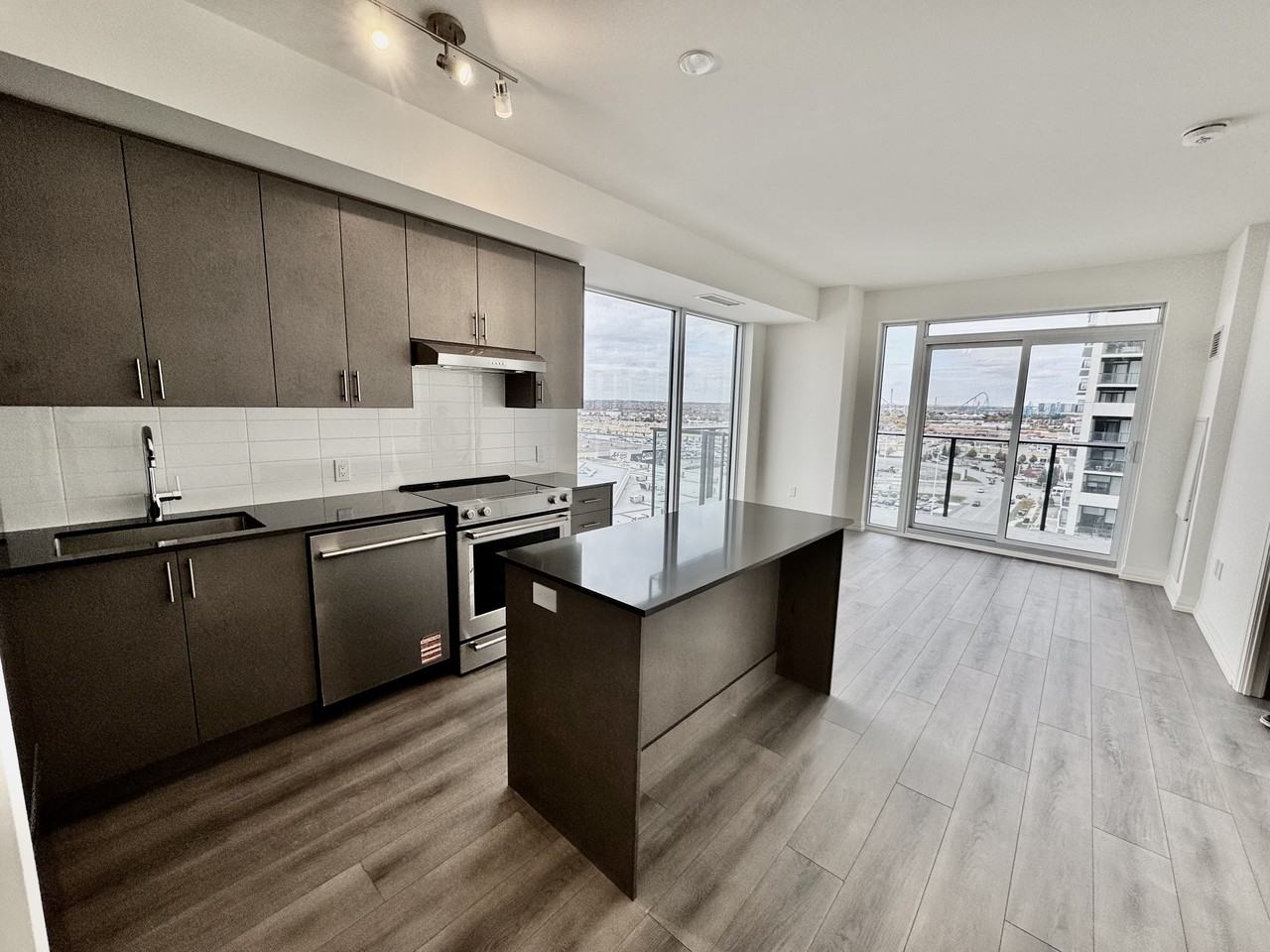 27 Korda Gate - Photo 5 of 14