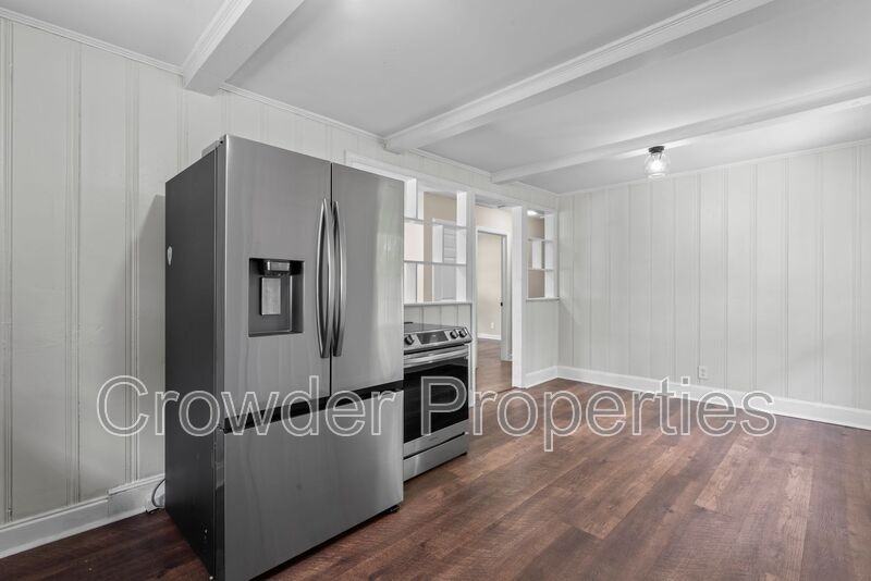 3612 Sargeant Dr - Photo 6 of 17