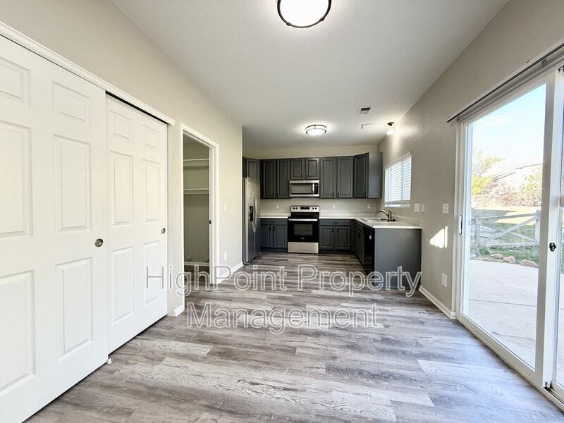 14837 E 118th Ave - Photo 6 of 21