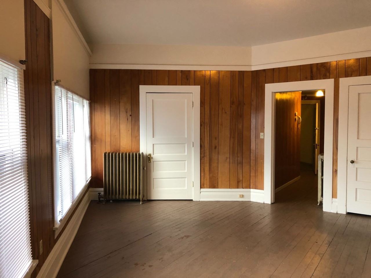 1304 Bay St #4 - Photo 6 of 14