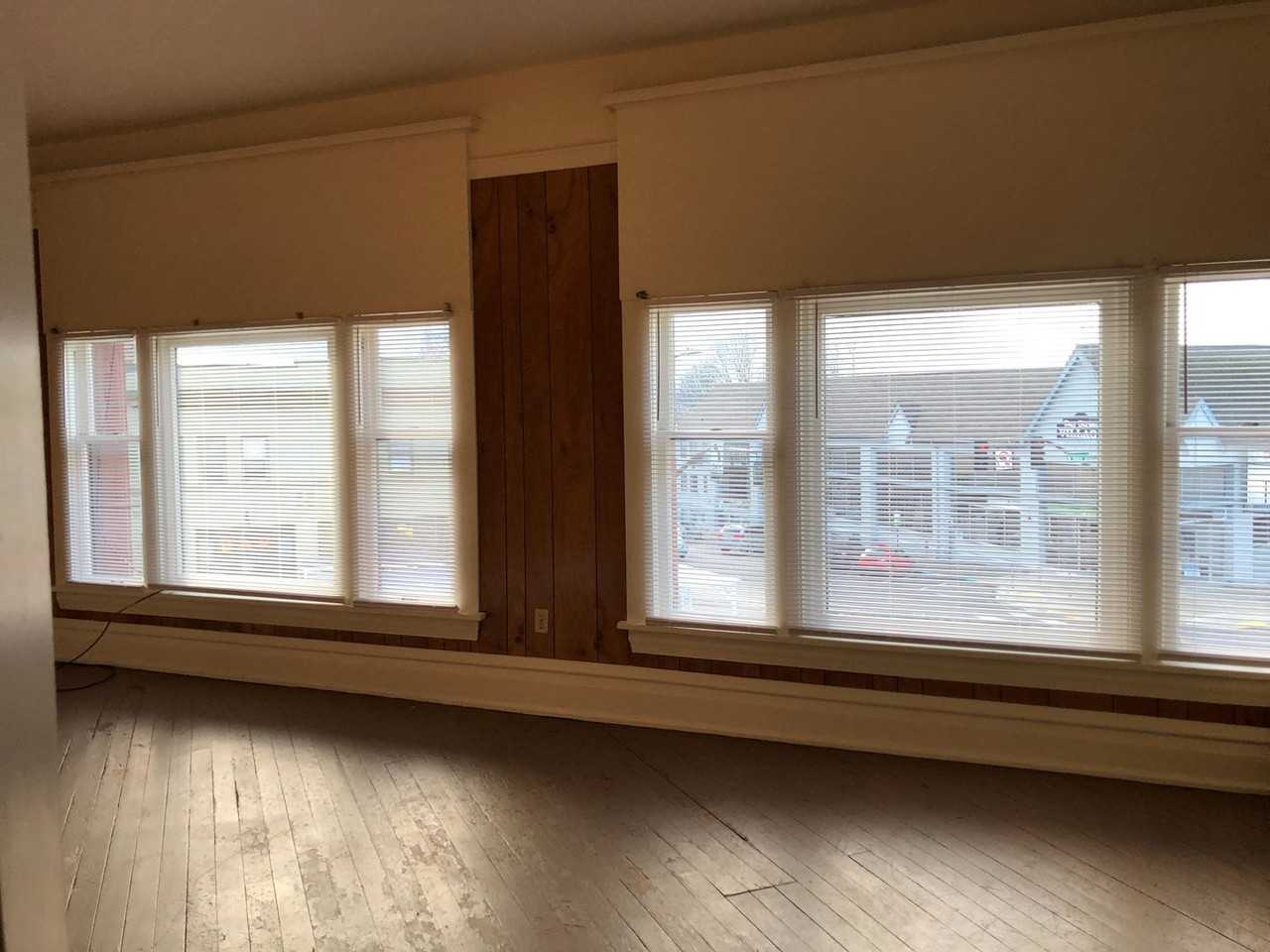 1304 Bay St #4 - Photo 7 of 14