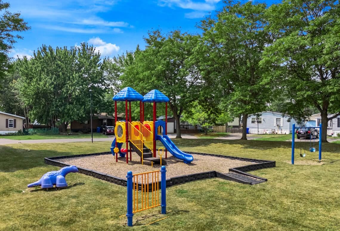 271 Crestwood Dr - Photo 6 of 14