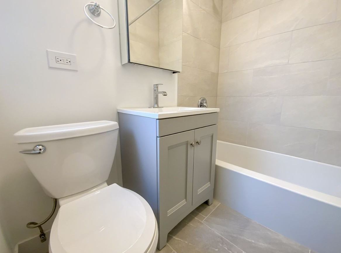 W Addison St & N Marshfield Ave - Photo 7 of 10