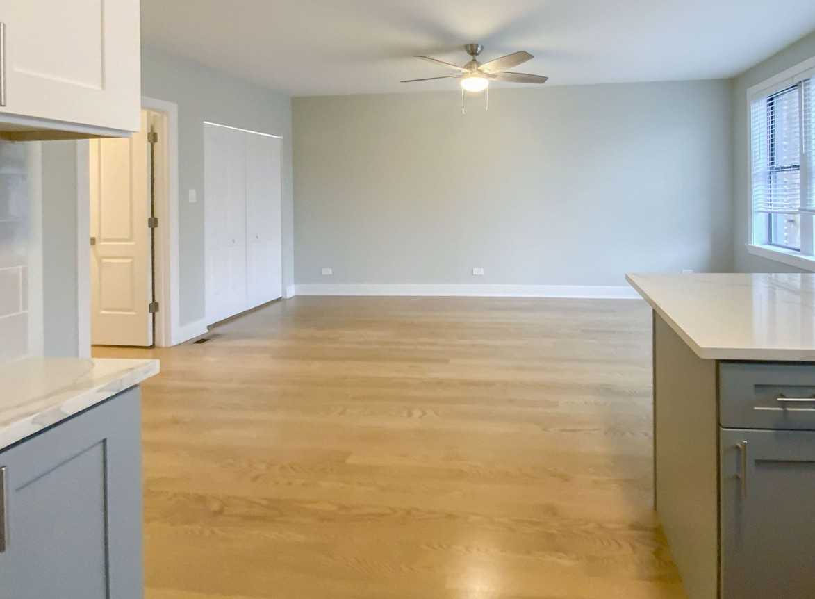 W Addison St & N Marshfield Ave - Photo 4 of 10