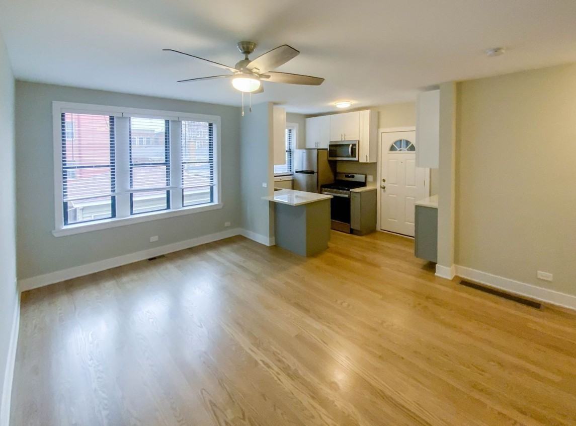 W Addison St & N Marshfield Ave - Photo 6 of 10