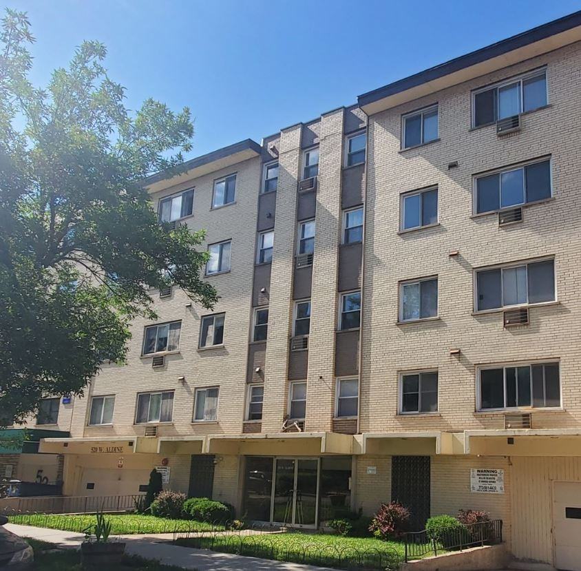 W Aldine Ave & N Broadway - Photo 2 of 5