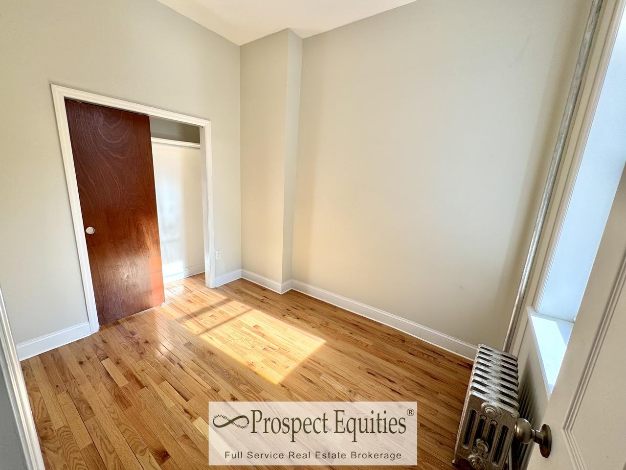 1072 Putnam Avenue #1 - Photo 4 of 10