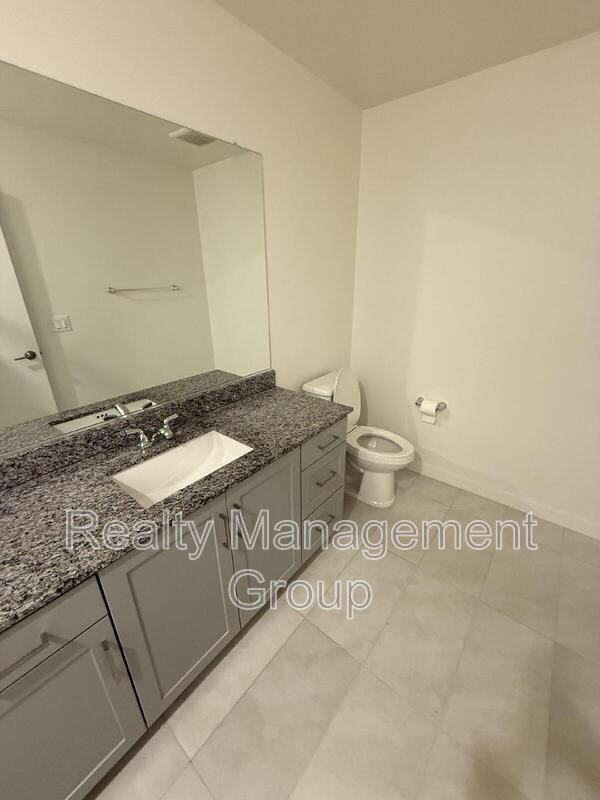 5480 Shorefront Dr #163 - Photo 5 of 24