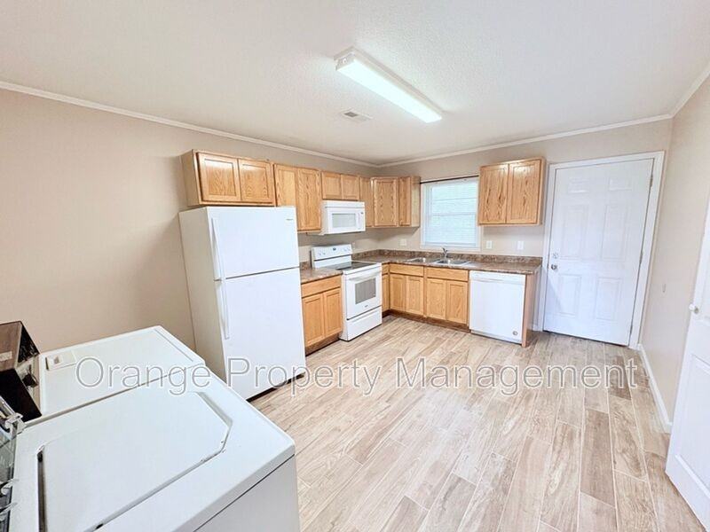 410 Old Central Rd #4 - Photo 7 of 12