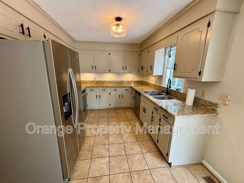 193 Heather Dr - Photo 5 of 18