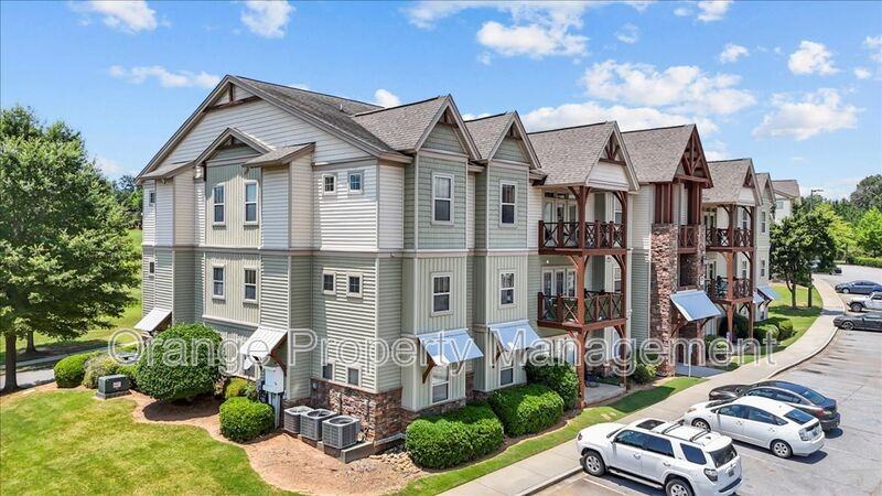 1613 Muscovy Way - Photo 2 of 45