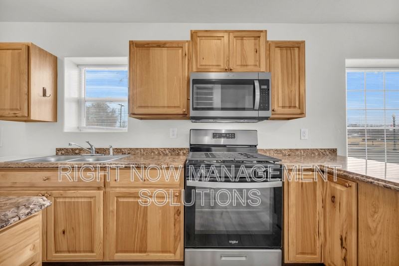 202 S Middleton Rd - Photo 6 of 16