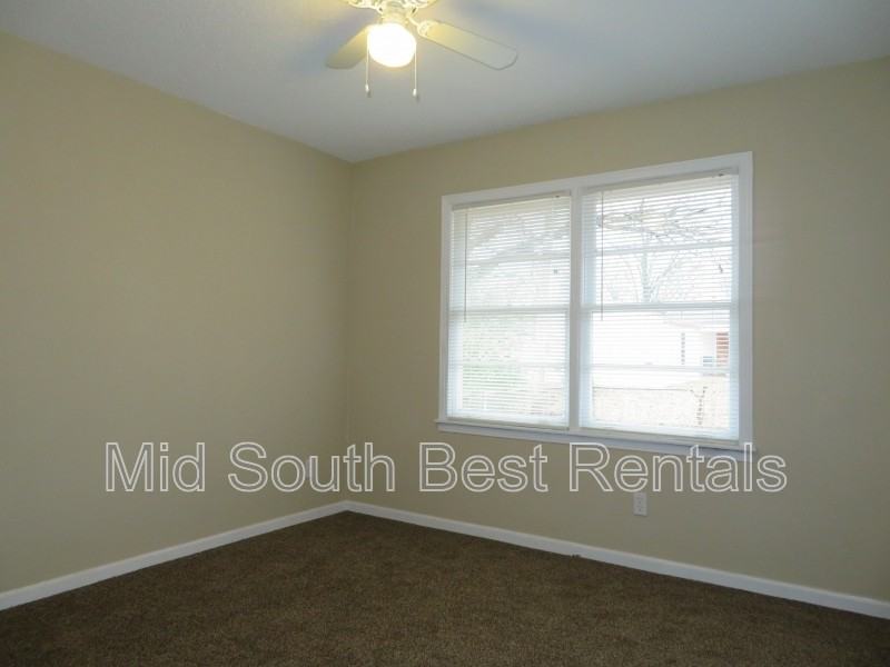 3330 Adair Dr - Photo 4 of 8