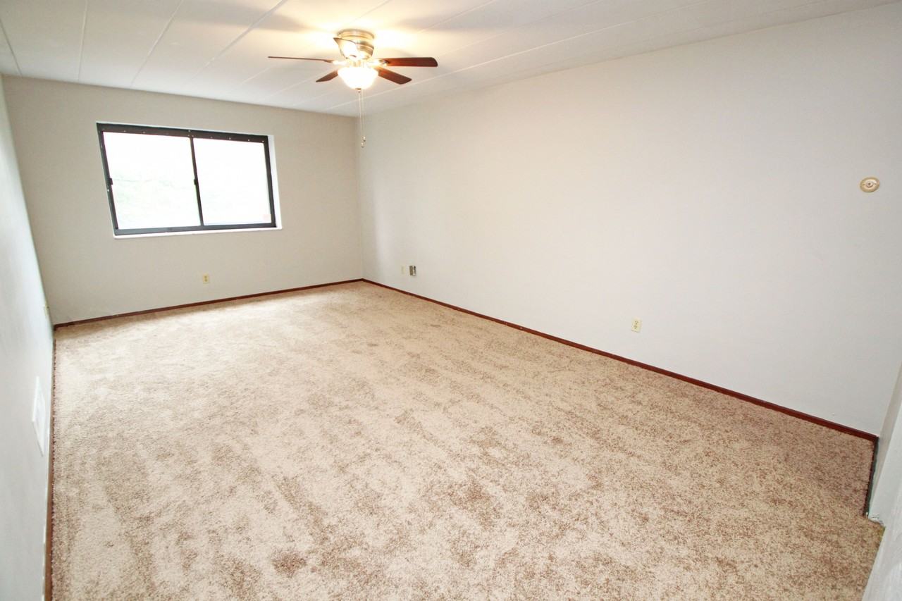 ORCHARD AVE -- 149 - Photo 3 of 8