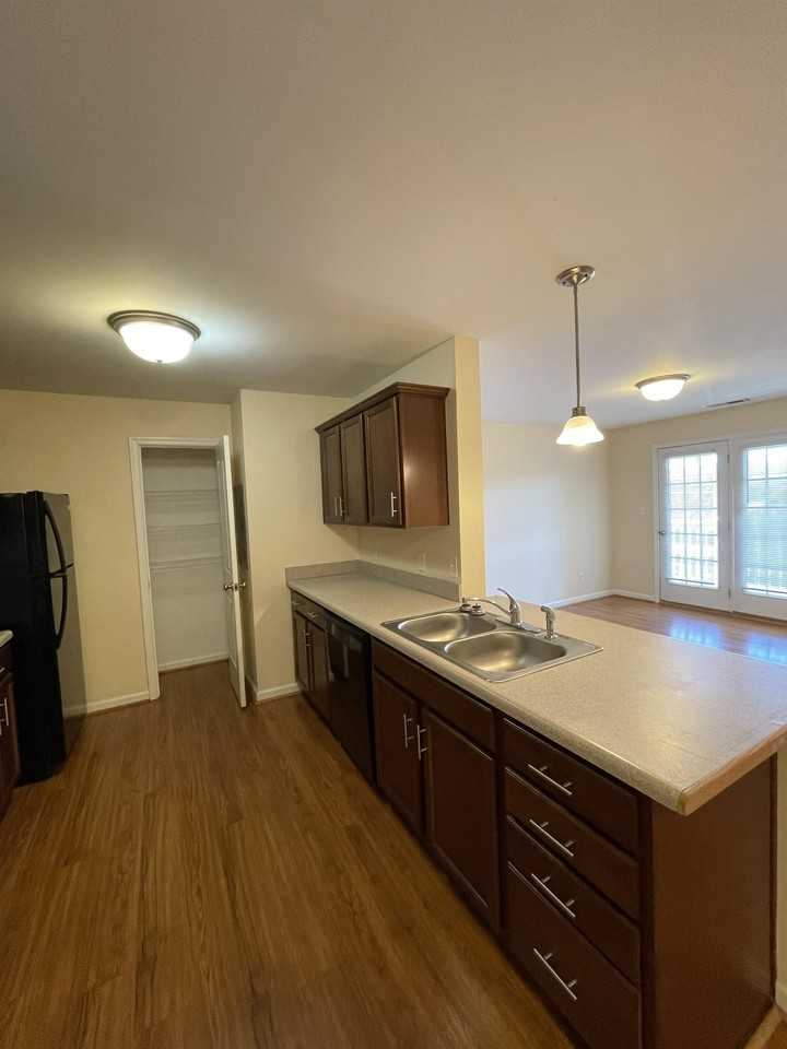 101 Colonnade Street - Photo 4 of 50