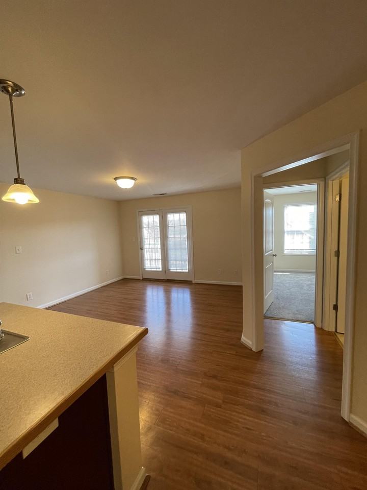 101 Colonnade Street - Photo 5 of 50