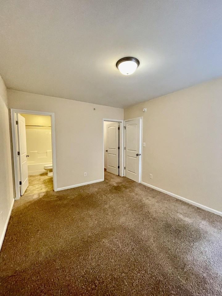 101 Colonnade Street - Photo 7 of 26