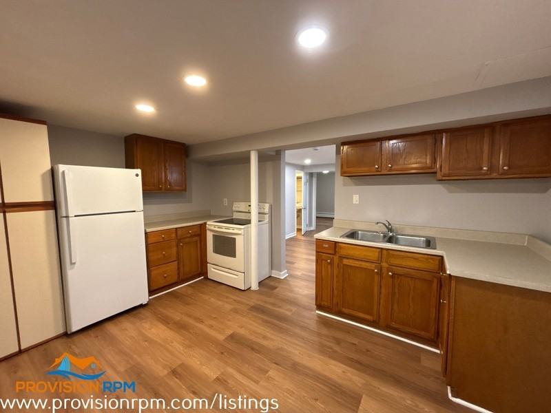 1000 Linda Lee Dr - Photo 3 of 15