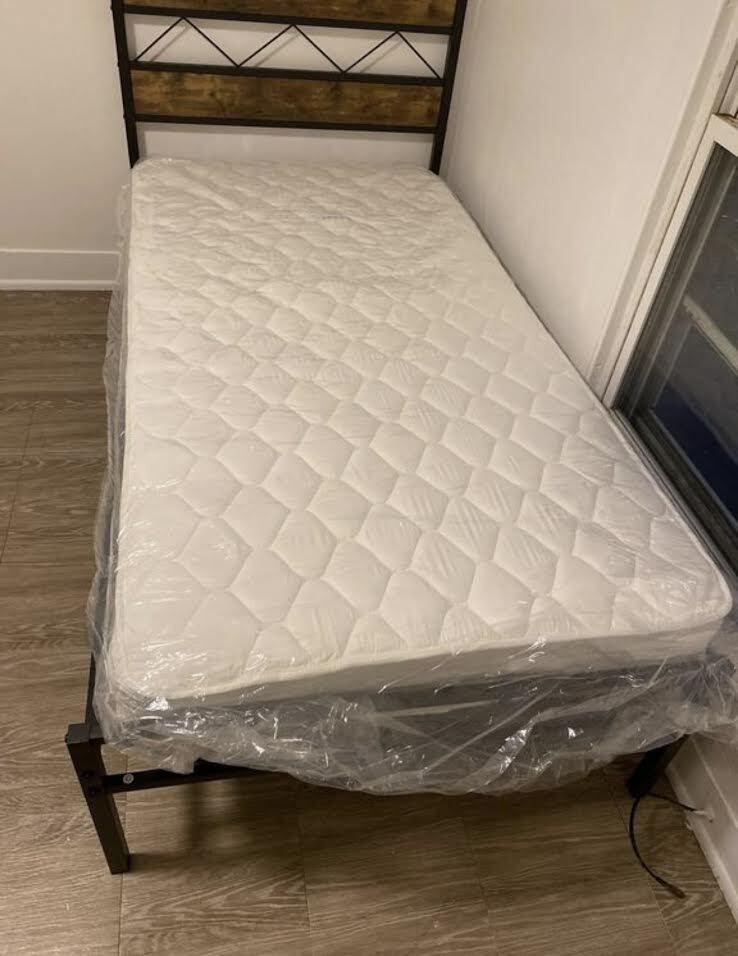 663 Broad Street - Photo 3 of 3