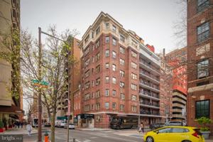 featured image of 1321 Spruce St