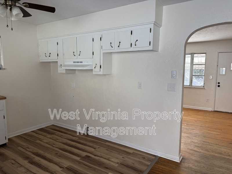 309 E Prince St - Photo 7 of 31