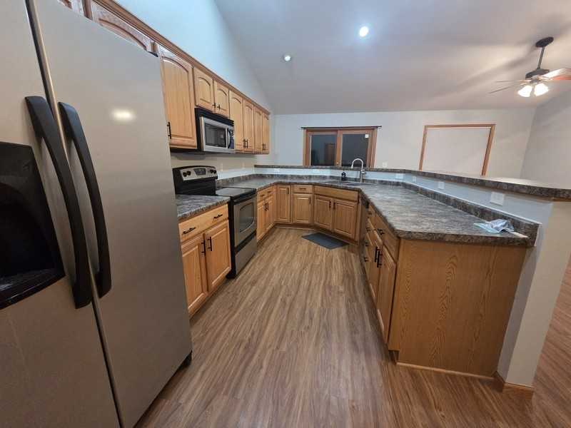 334 Autumn Ln - Photo 6 of 36