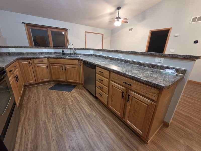 334 Autumn Ln - Photo 7 of 36
