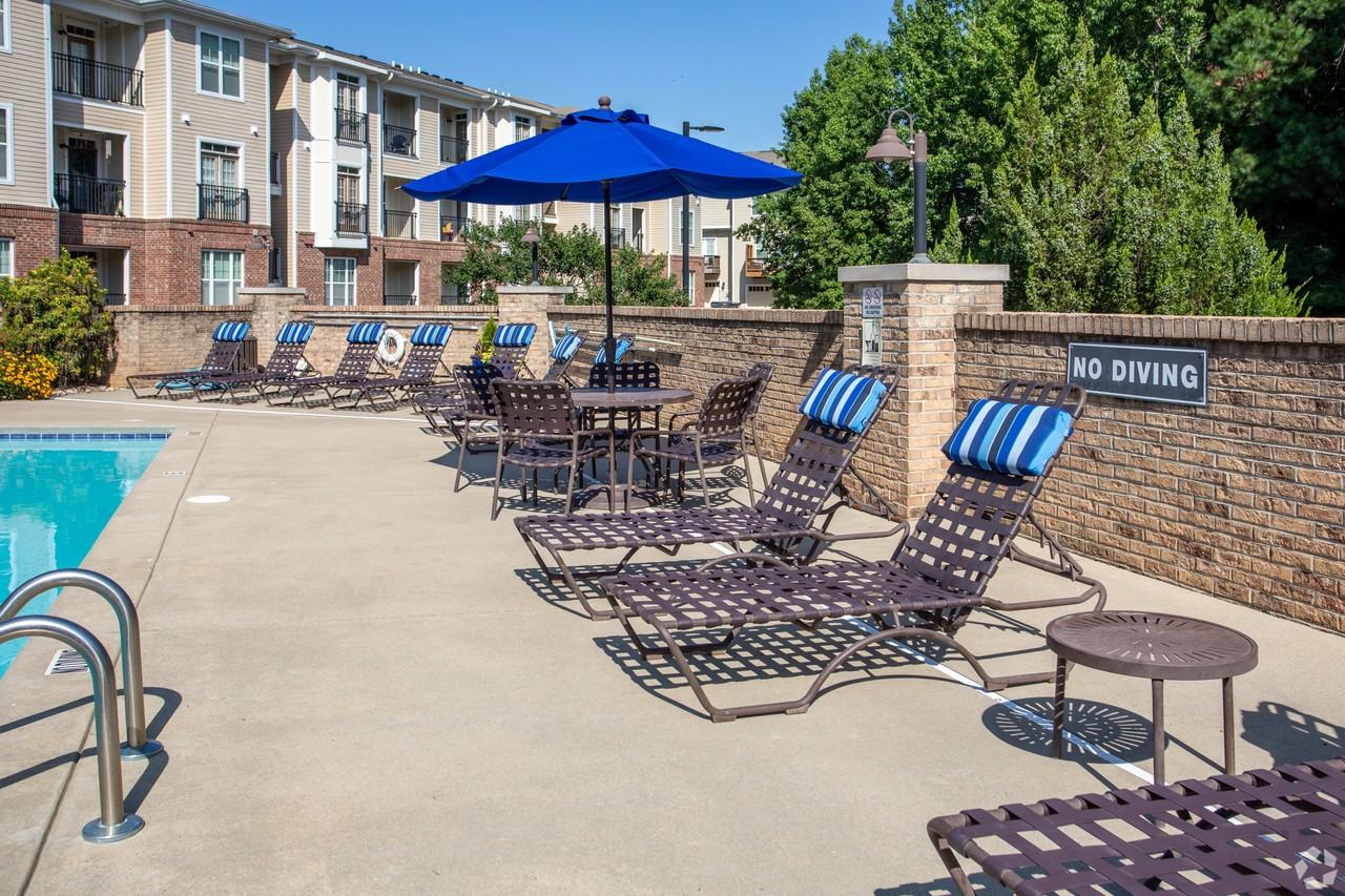 Main Street Square - Photo 4 of 40