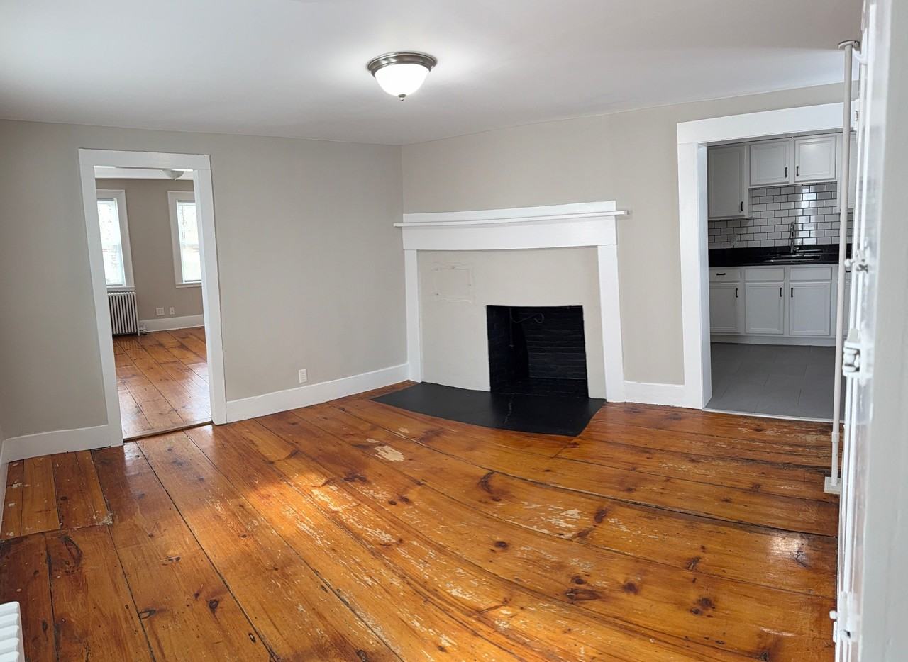 17 Swamscott Street - Photo 6 of 11