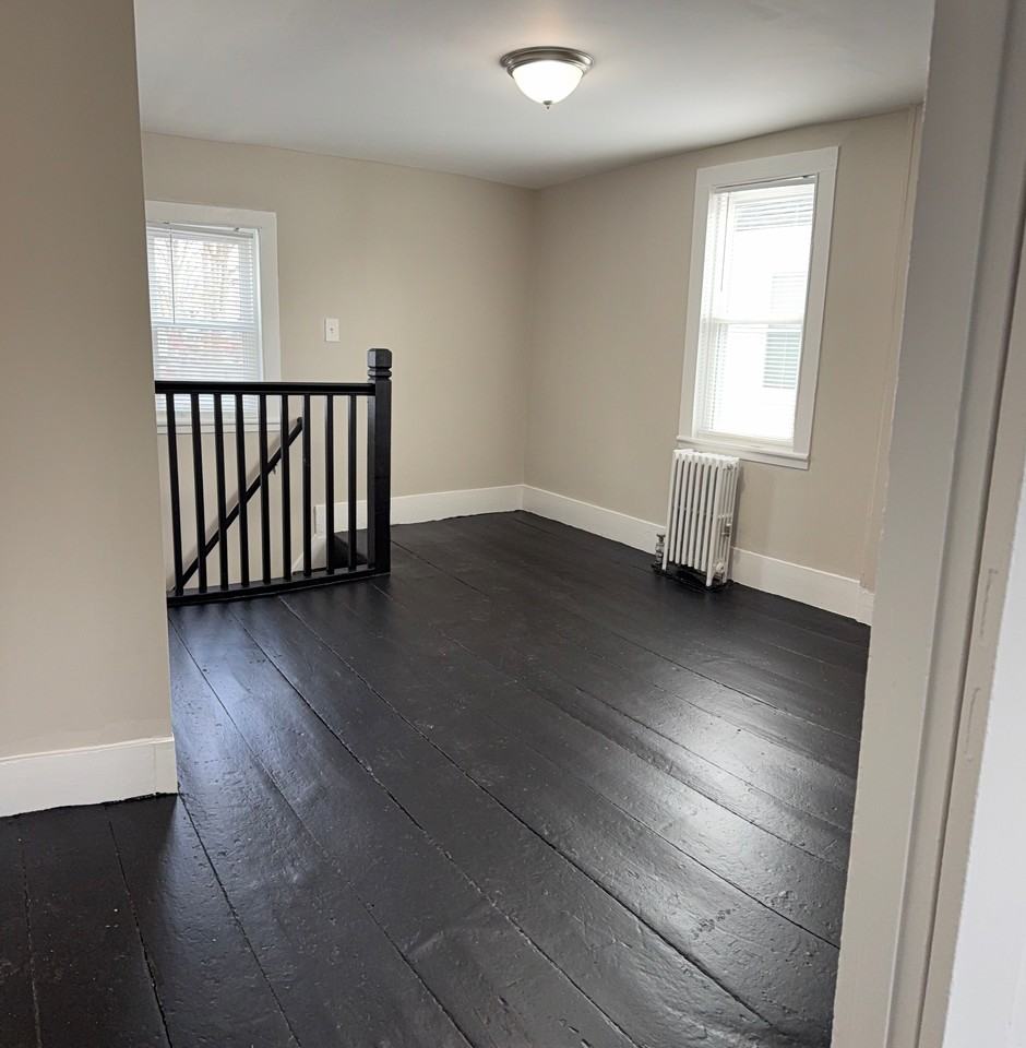 17 Swamscott Street - Photo 7 of 11