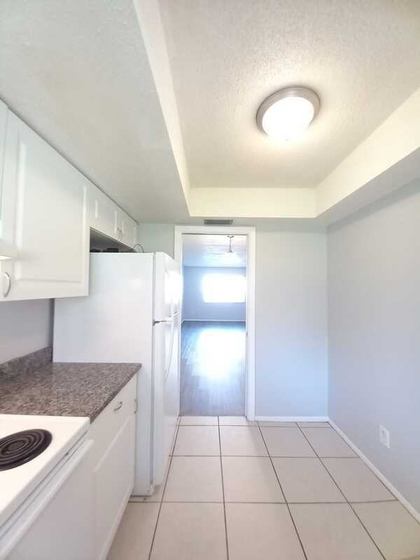 4729 39th Ave N - Photo 7 of 37