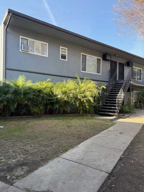 1110 East Doran Street - Photo 6 of 13