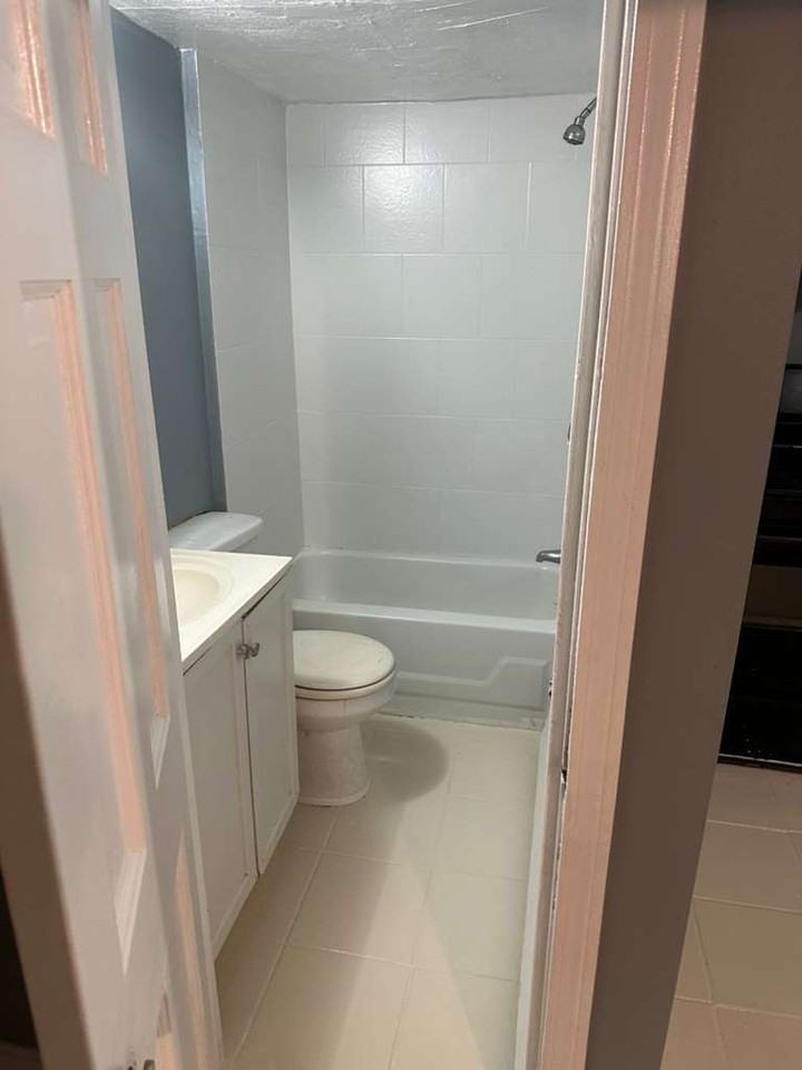 136 Harrison Street - Photo 4 of 7