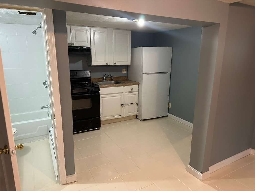 136 Harrison Street - Photo 6 of 7