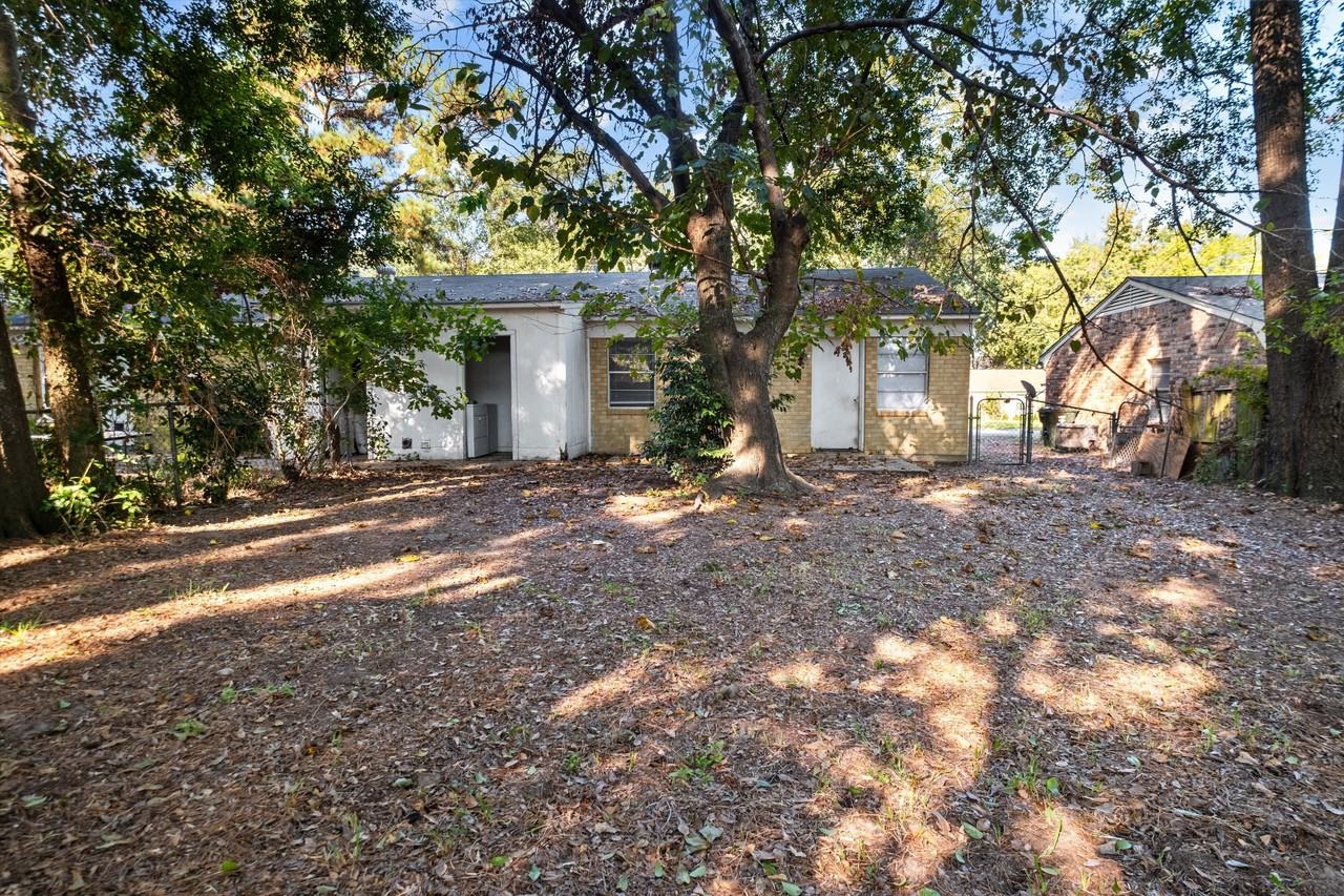 7108 Richfield Drive - Photo 4 of 22