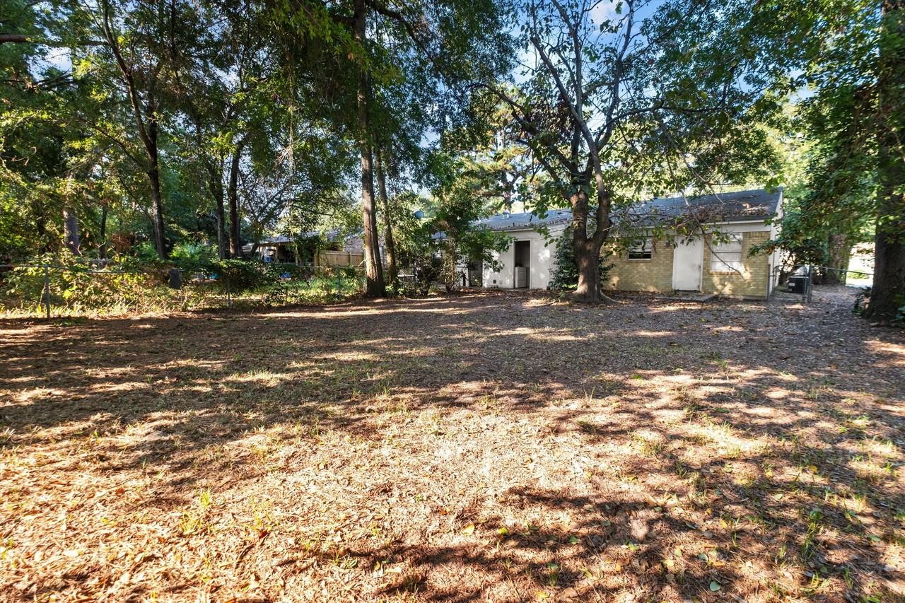 7108 Richfield Drive - Photo 5 of 22