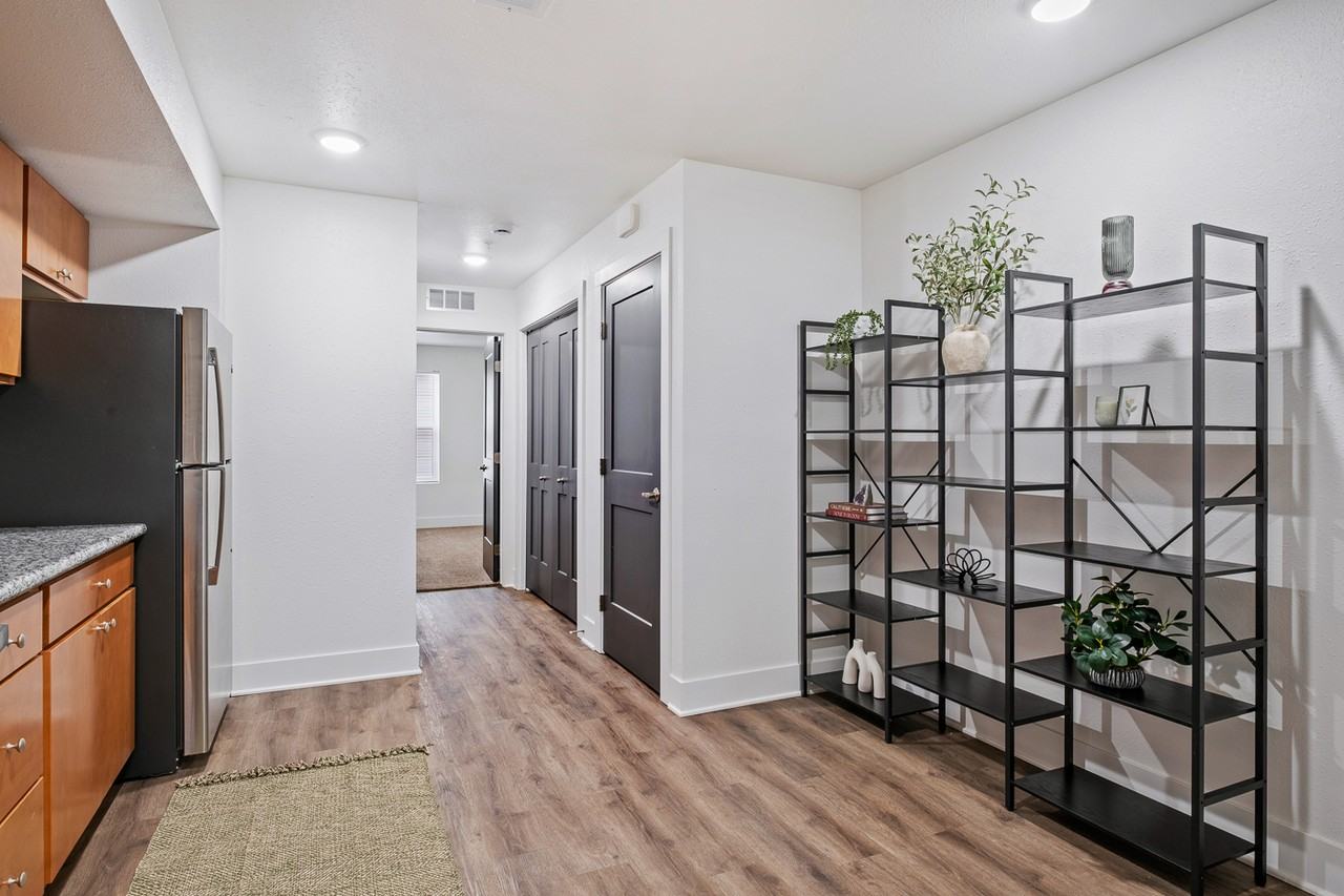 Coopers Landing Apartments - Photo 2 of 50