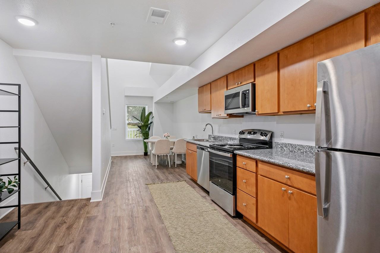 Coopers Landing Apartments - Photo 7 of 50