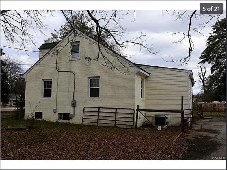 2619 Hilliard Rd - Photo 5 of 19