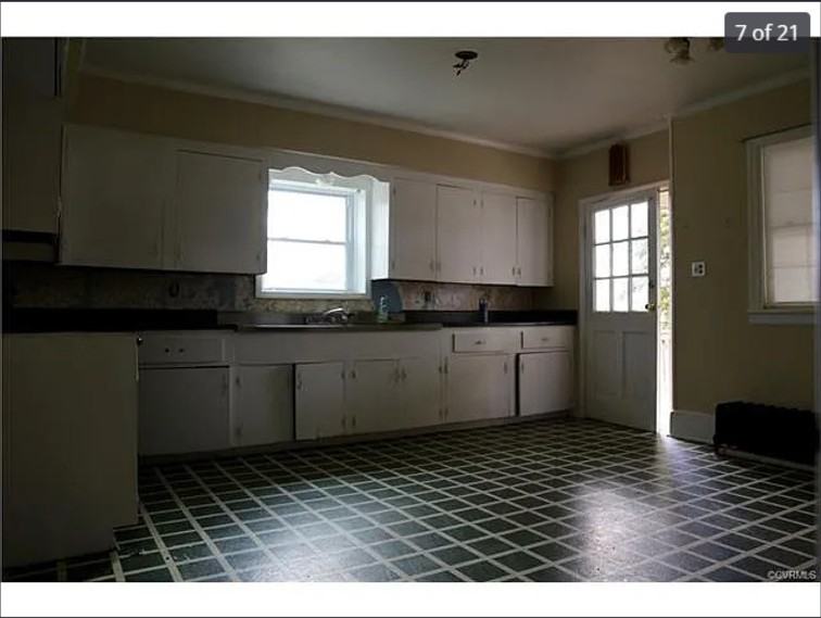 2619 Hilliard Rd - Photo 7 of 19