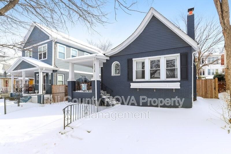 6219 Piney Branch Rd Nw - Photo 3 of 50