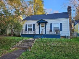 featured image of 19 Clairmont Ave #UP