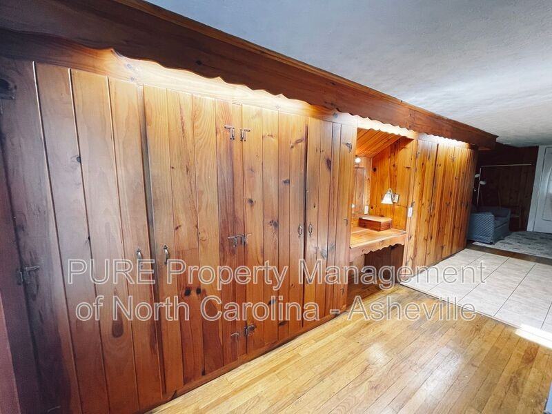 19 Clairmont Ave #UP - Photo 4 of 15