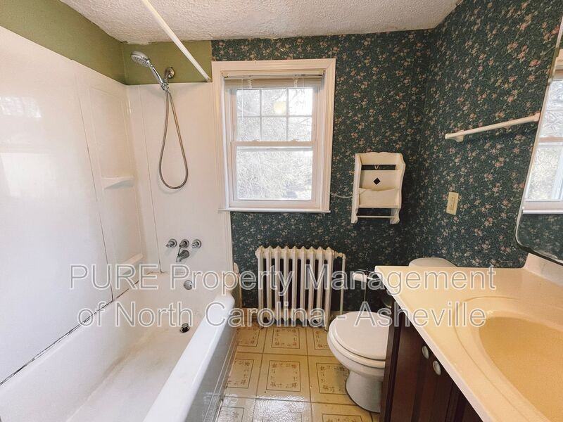 19 Clairmont Ave #UP - Photo 7 of 15