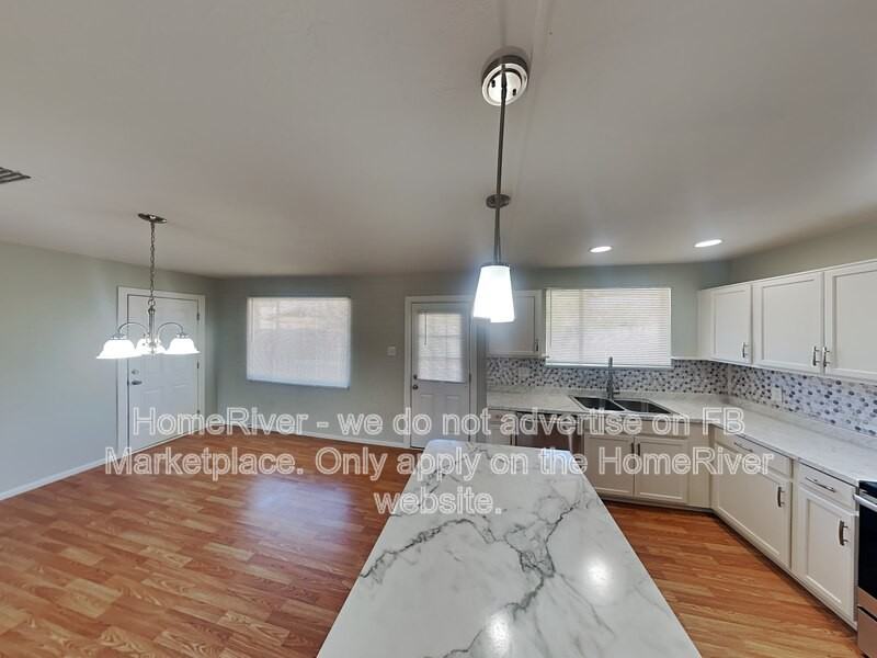 2926 N 52nd Dr - Photo 6 of 20