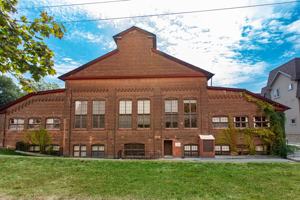 featured image of 1100 Lansdowne Avenue #328