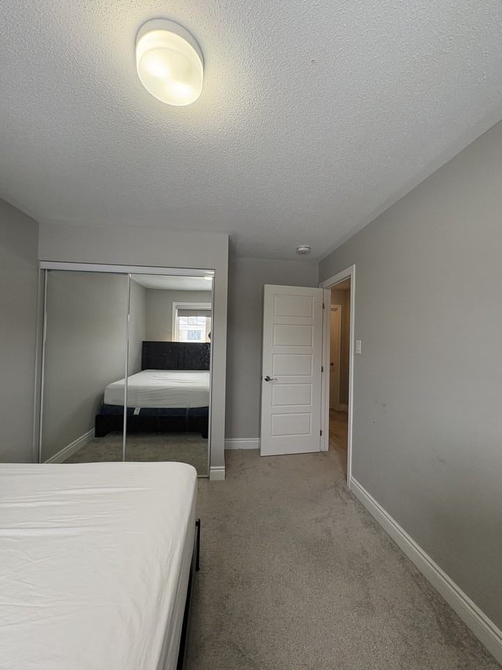 677 Allied Mews - Photo 6 of 17