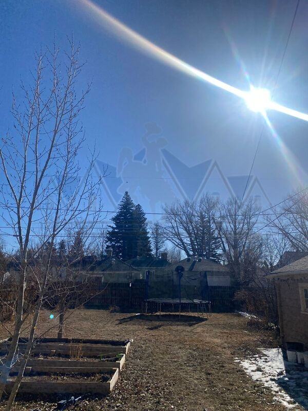 911 S 9th St - Photo 5 of 23